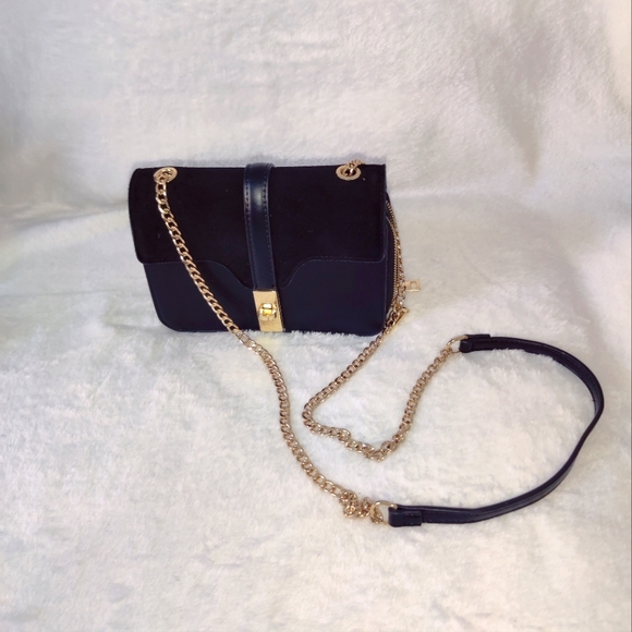 Bags Euc Black Crossbody Chain Strap Poshmark
